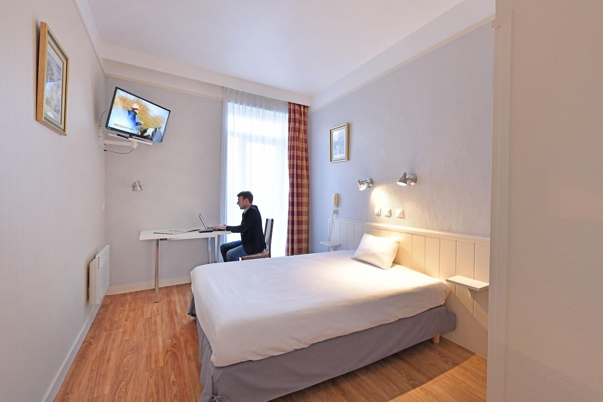 Hotel Saint Andre Gare Sncf แคลร์มงต์-แฟร์รองด์ ภายนอก รูปภาพ