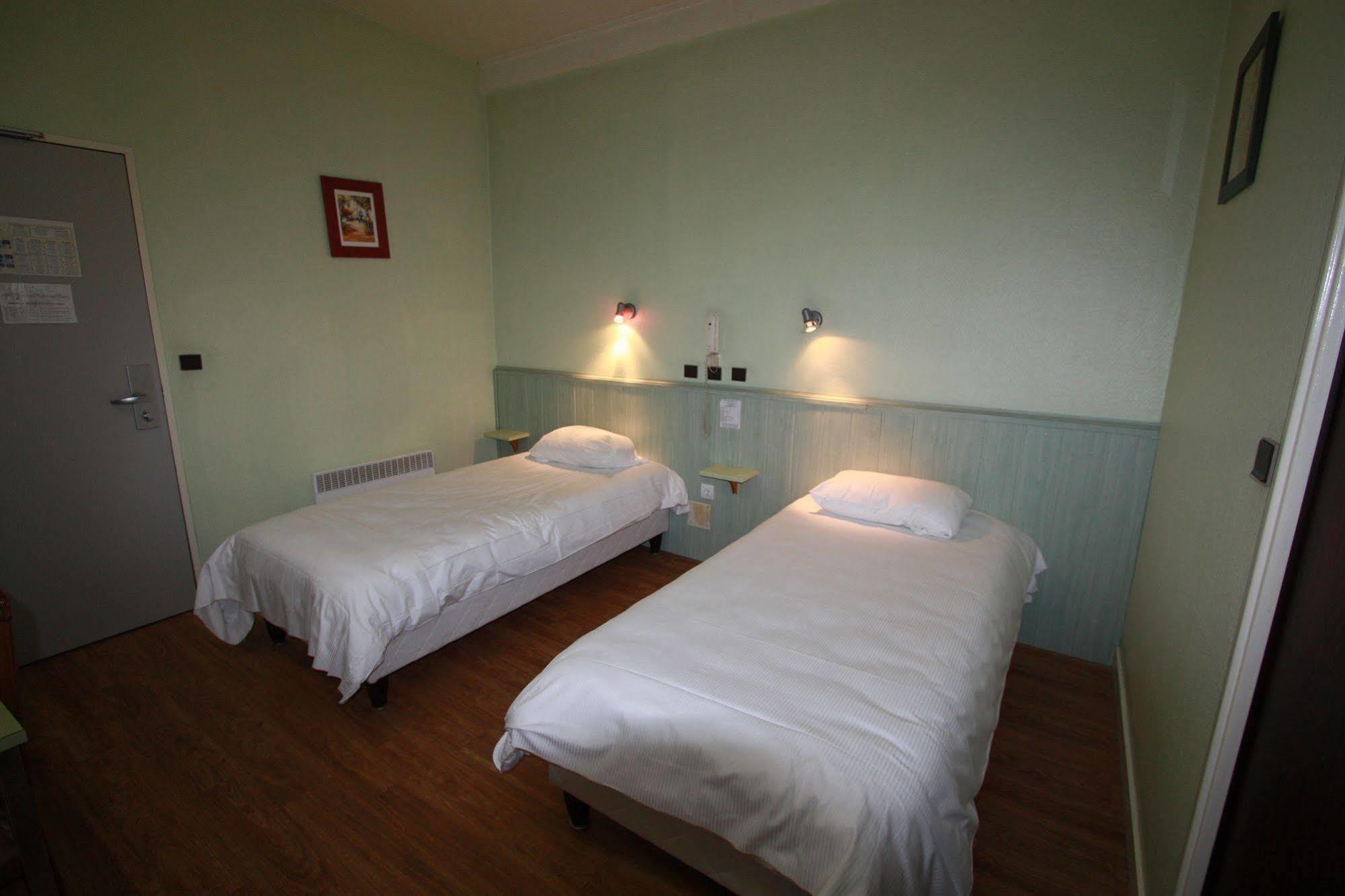 Hotel Saint Andre Gare Sncf แคลร์มงต์-แฟร์รองด์ ภายนอก รูปภาพ