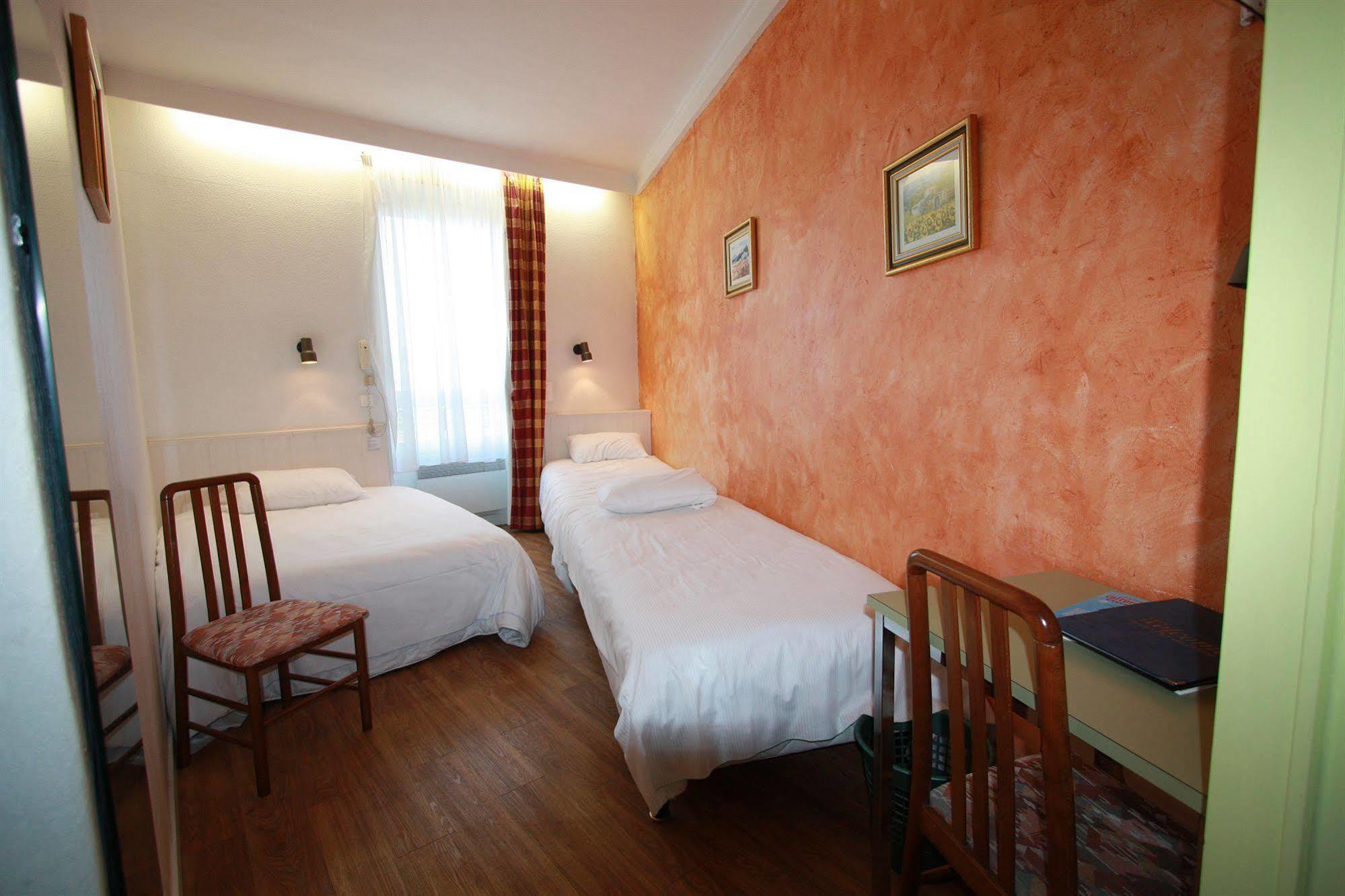 Hotel Saint Andre Gare Sncf แคลร์มงต์-แฟร์รองด์ ภายนอก รูปภาพ
